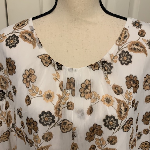 Calvin Klein Plus Pleated Neck Top - Picture 2 of 9